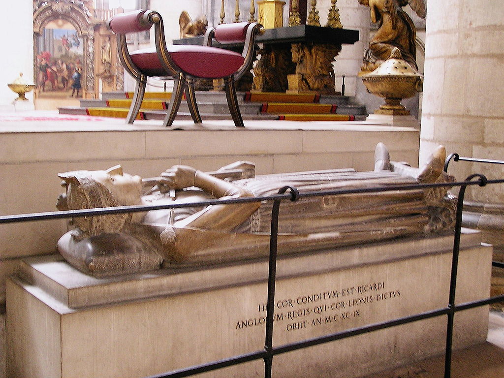 Tomb of Richard Lionheart, King of England in Rouen cathedral. On ground below altar with effigy of him with arms crossed