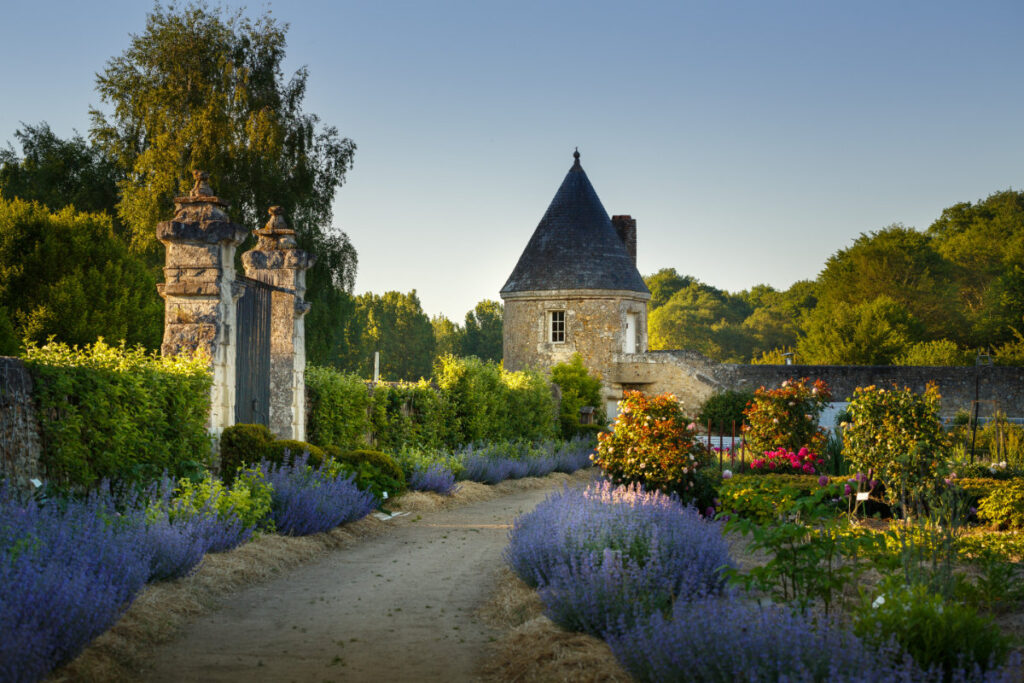 Chateau de Valmer gardens