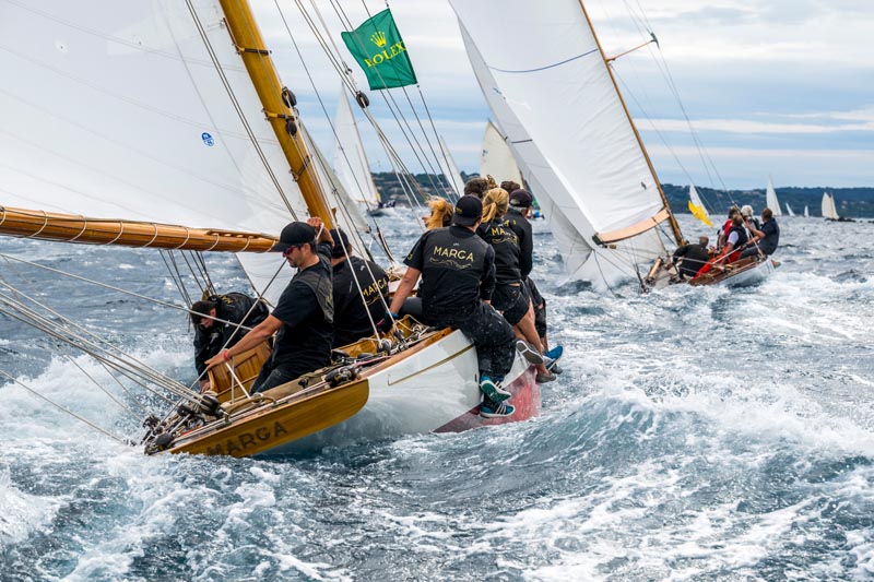 Voiles de St Tropez looking at boat tipping