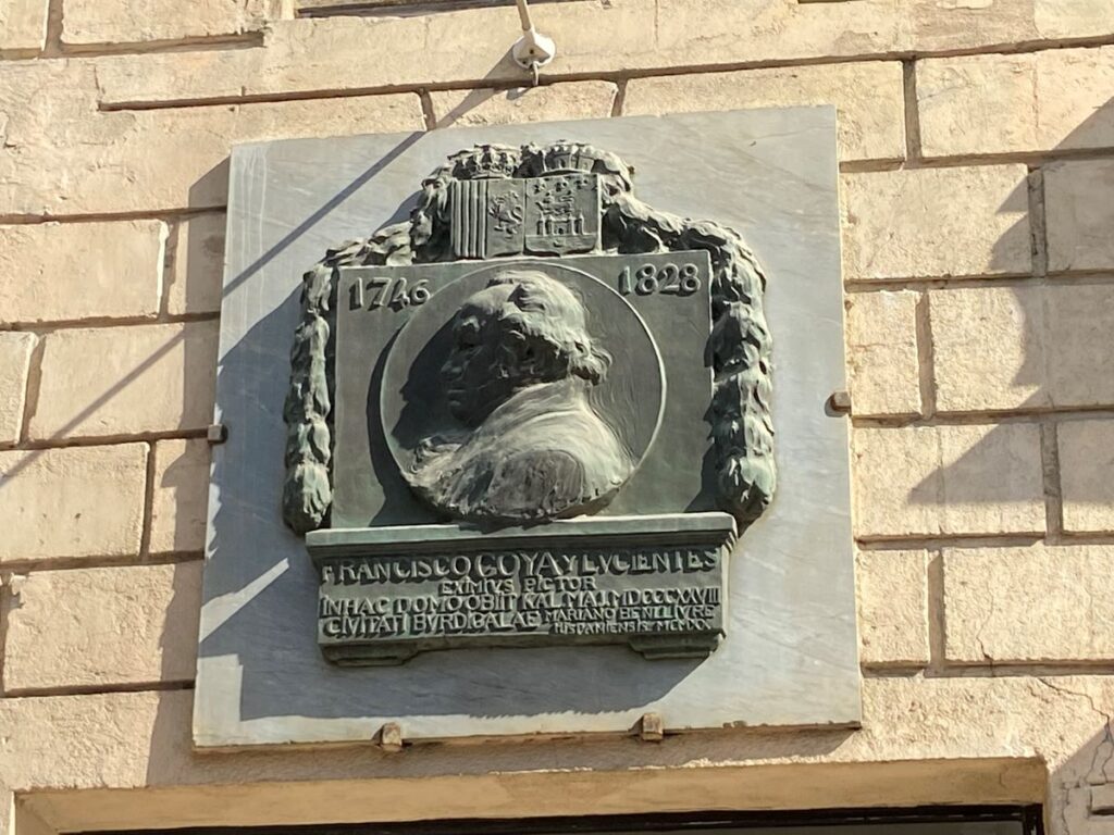 Green plaque to Goya on wall in Bordeaux